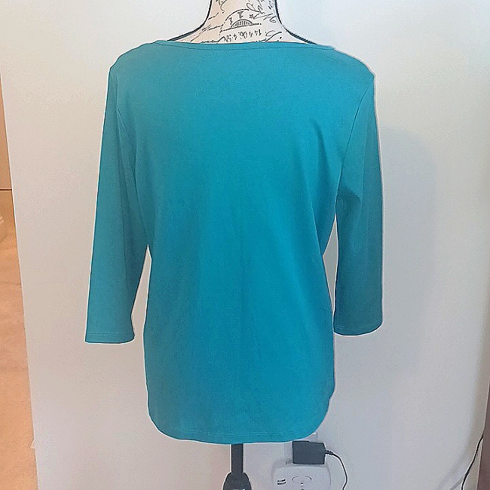 L.L. Bear 3/4 Sleeve Top - Picture 2 of 3